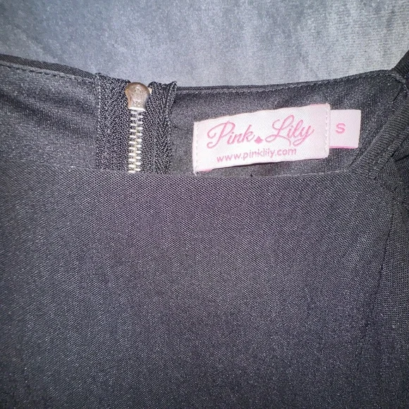 Pink Lily Black Skirt Set - Picture 4 of 5